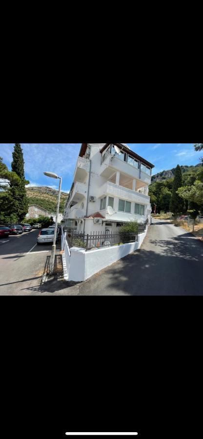 Apartments Sveti Stefan-Marko Extérieur photo
